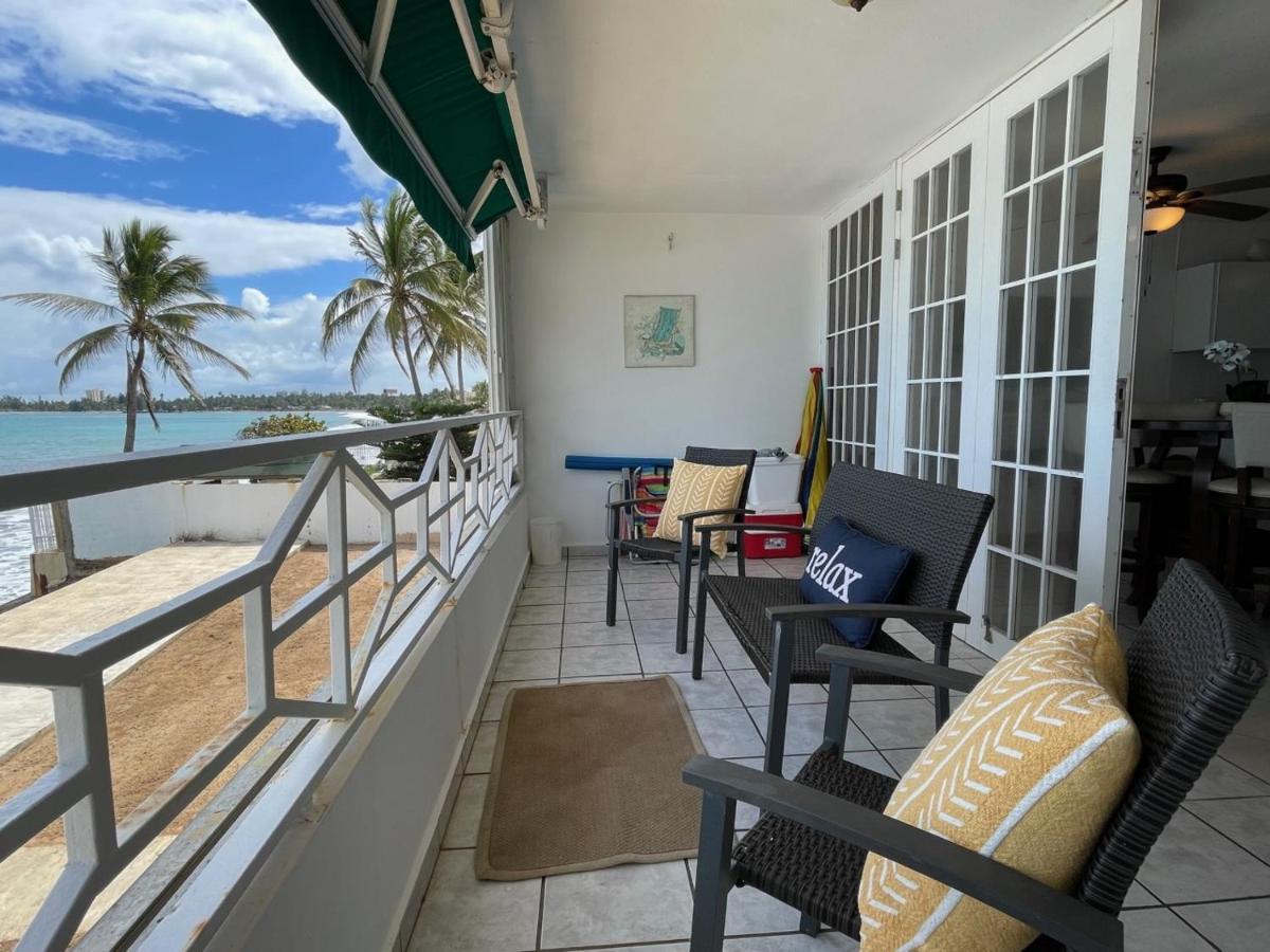 Oceanfront Condo In 卢基约 外观 照片